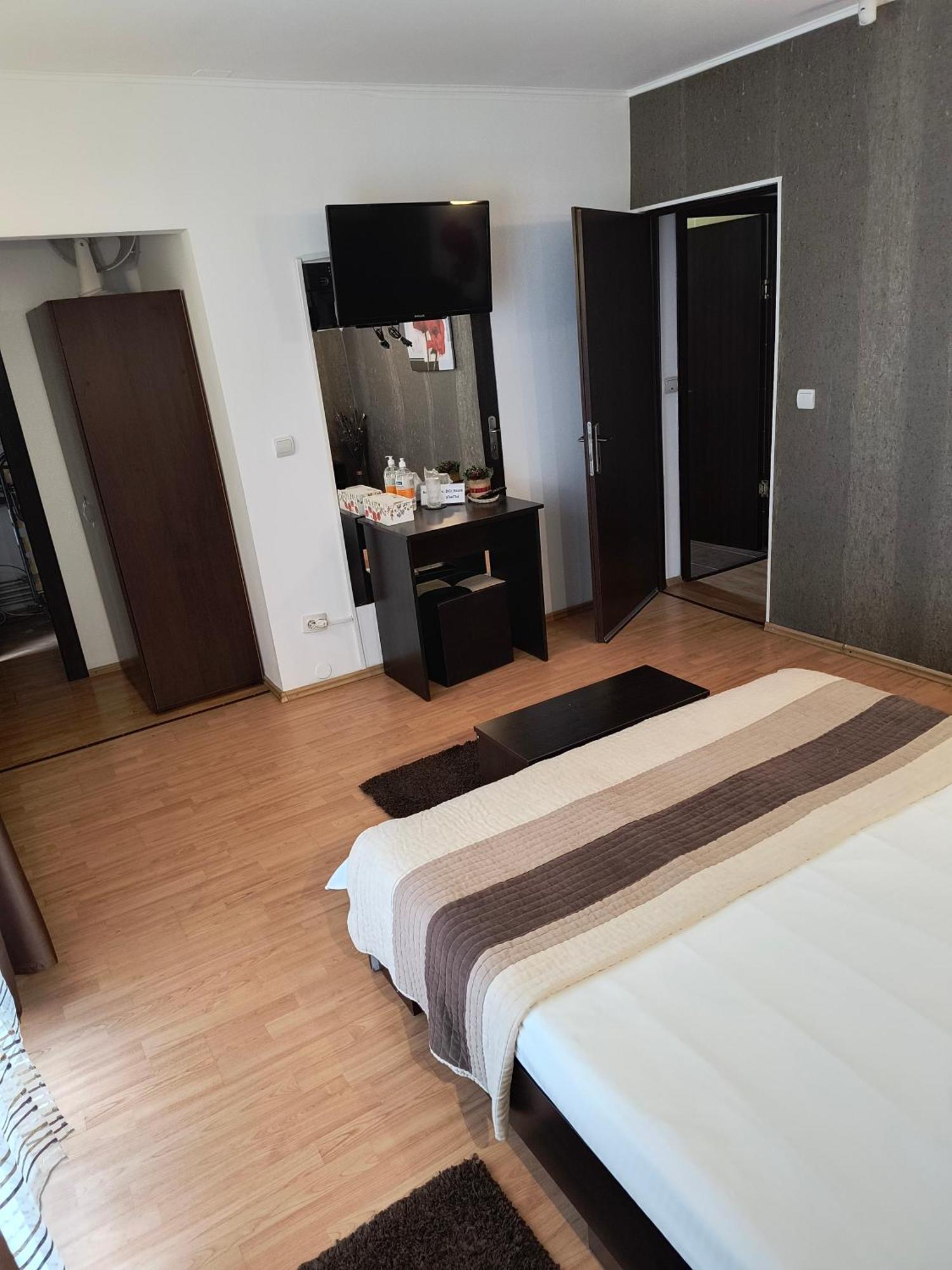 Casa Mais Brasov Ngoại thất bức ảnh