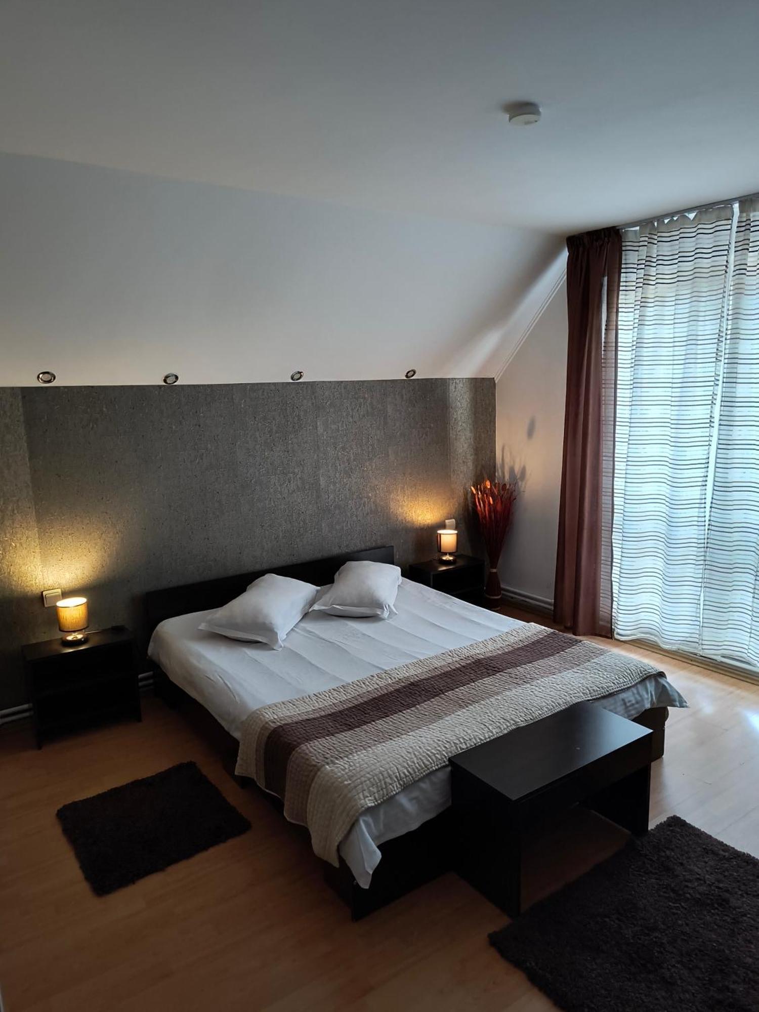 Casa Mais Brasov Ngoại thất bức ảnh