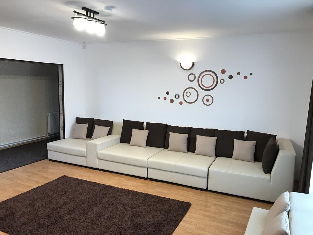 Casa Mais Brasov Ngoại thất bức ảnh